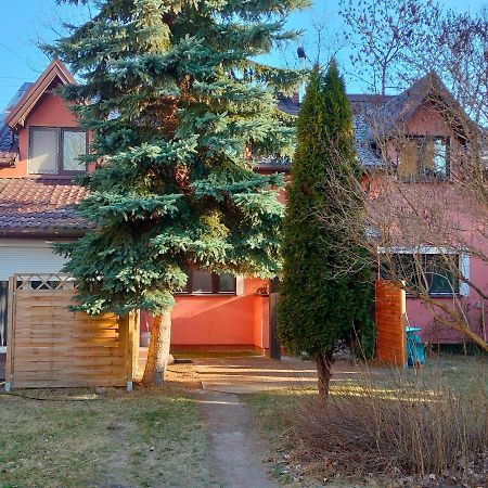 Urocze Studia W Lomiankach, 1- Z Sauna I Tarasem, 2- Z Kominkiem, 3- Ekonomiczne, 7Km Metro Mlociny Warszawa Łomianki Екстериор снимка