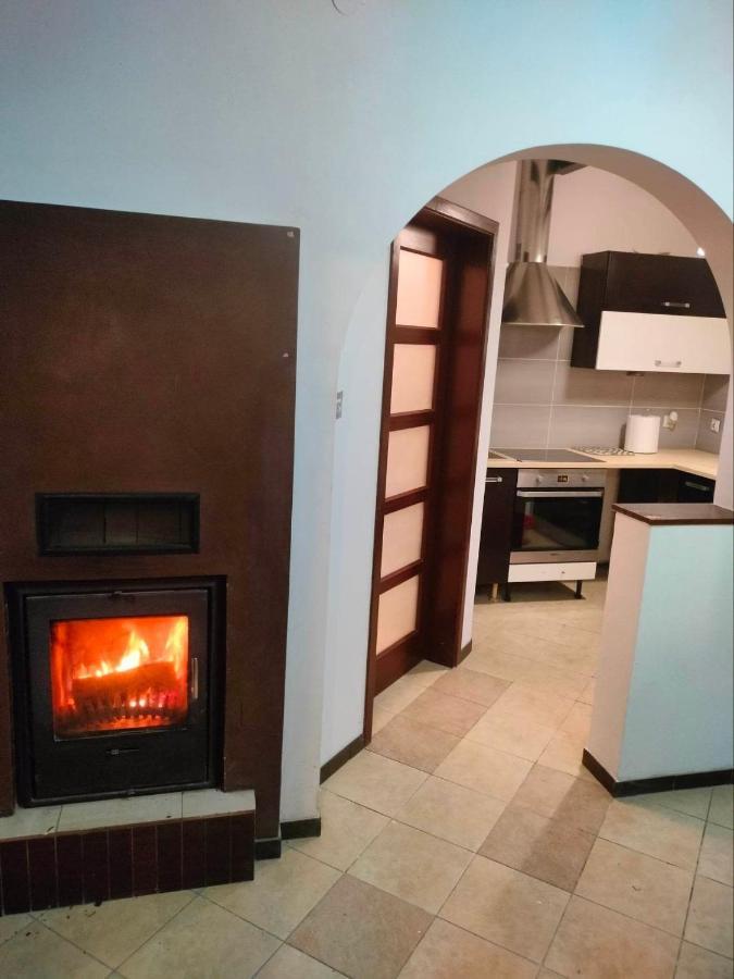 Urocze Studia W Lomiankach, 1- Z Sauna I Tarasem, 2- Z Kominkiem, 3- Ekonomiczne, 7Km Metro Mlociny Warszawa Łomianki Екстериор снимка